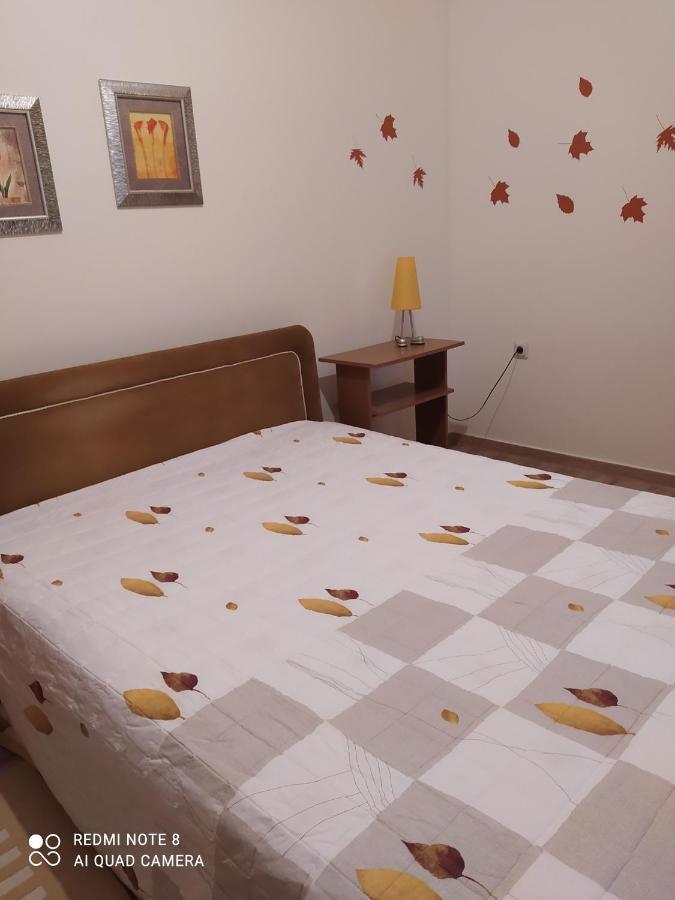 Διαμέρισμα Με Κήπο Orestiada Exterior photo